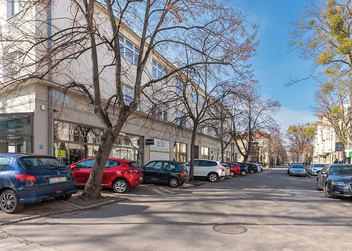 Skandynawski - 4 osobowy apartament przy Monte Cassino by Grand Apartments